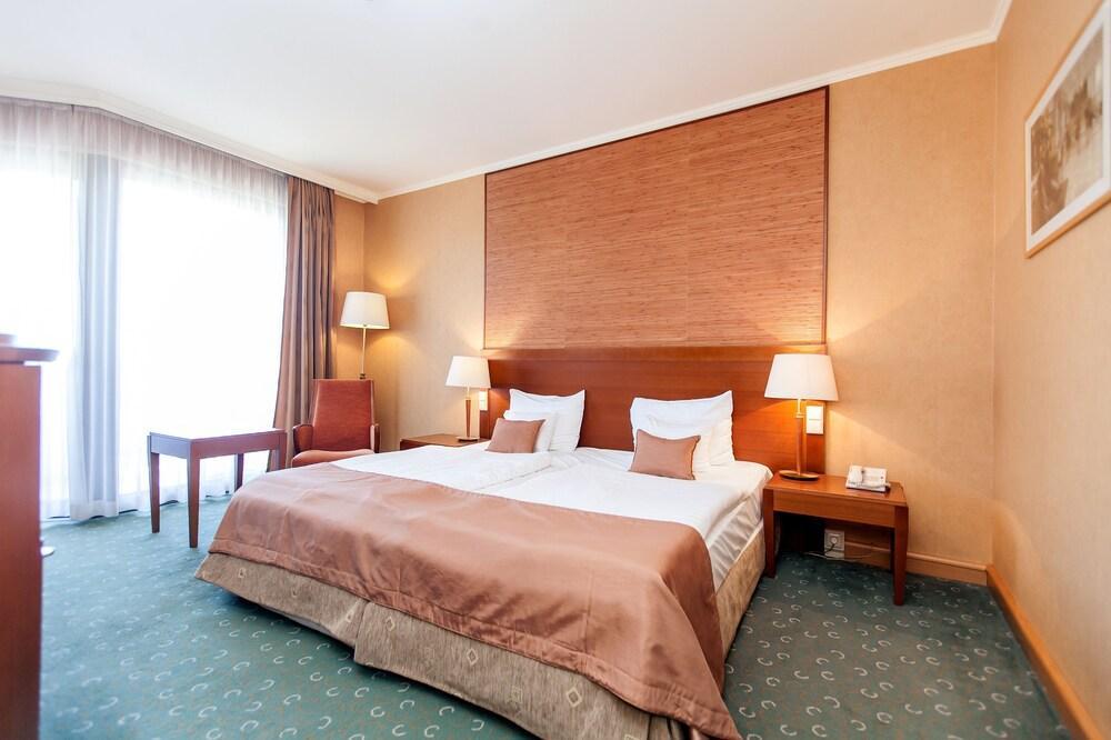 Greenfield Hotel Golf & Spa Bük Εξωτερικό φωτογραφία